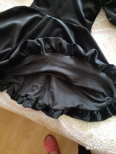 Нарядное платье для девочки, S