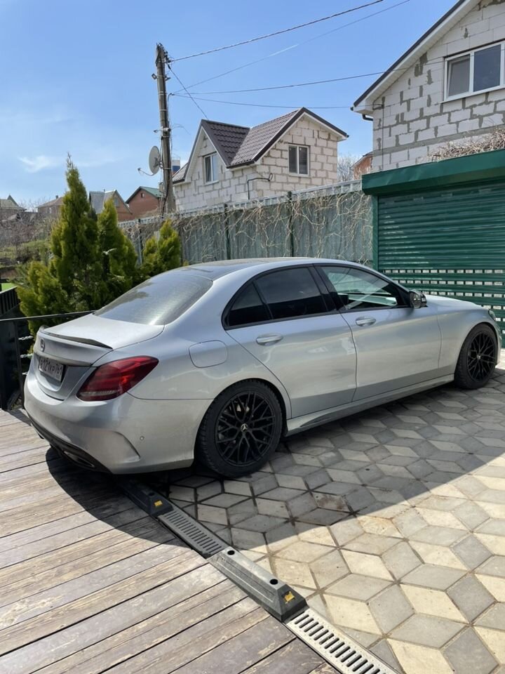 Mercedes-Benz C-класс: фото владельца
