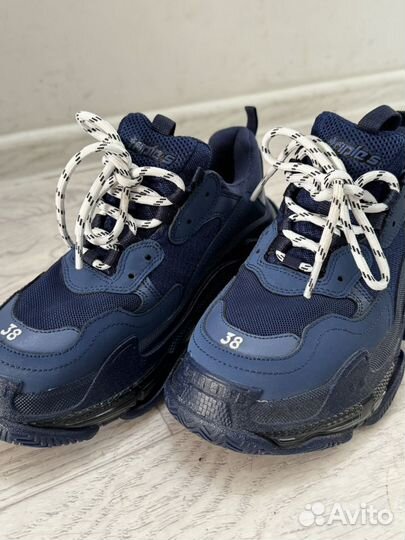 Кроссовки сникерсы balenciaga triple s