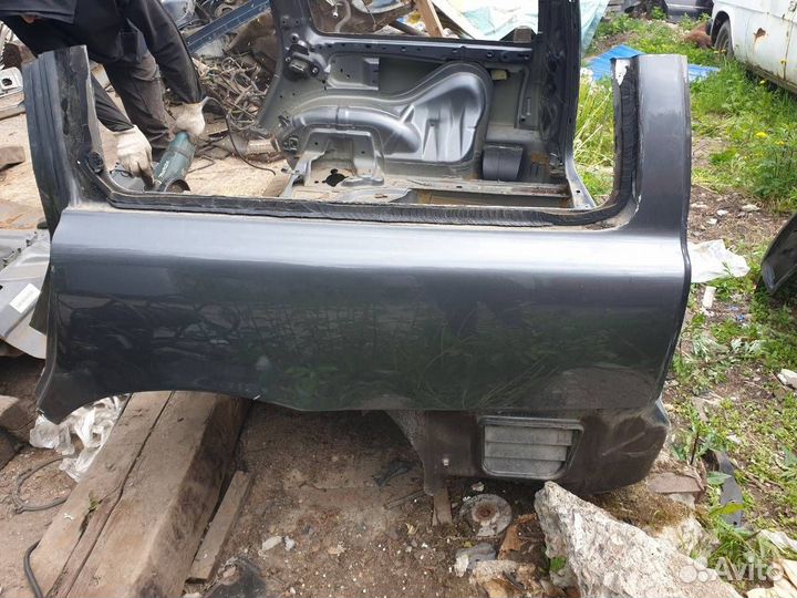 Крыло заднее левое Volvo V70 D5244T 2004Г.в