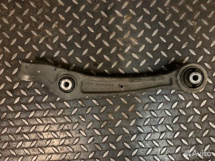 Рычаг подвески нижний передний правый Audi A4 A5