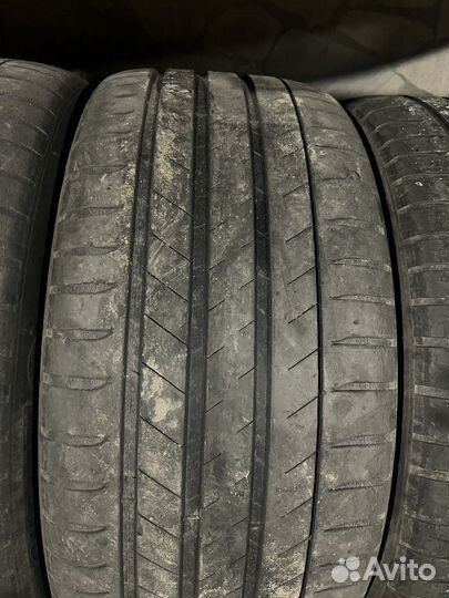 Michelin Latitude Sport 3 295/40 R22 и 265/45 R22