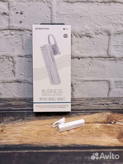 Bluetooth гарнитура Borofone BC30 новая