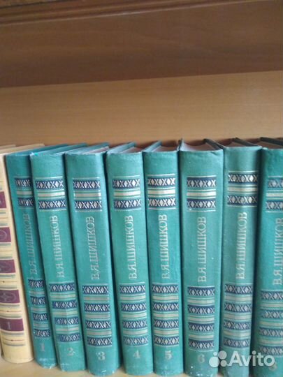 Продам книги