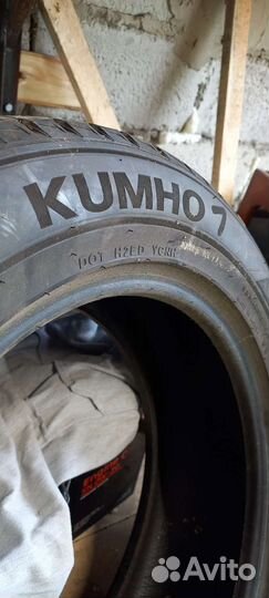 Kumho Crugen Premium KL33 215/60 R17 100V