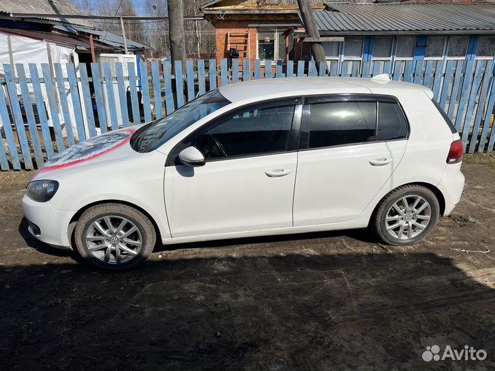 Volkswagen Golf 1.4 МТ, 2012, битый, 161 920 км