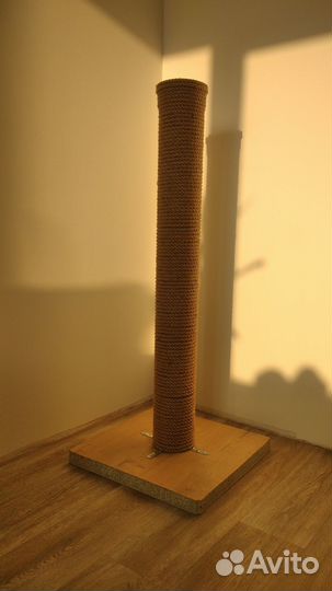 Когтеточка высотой 106см