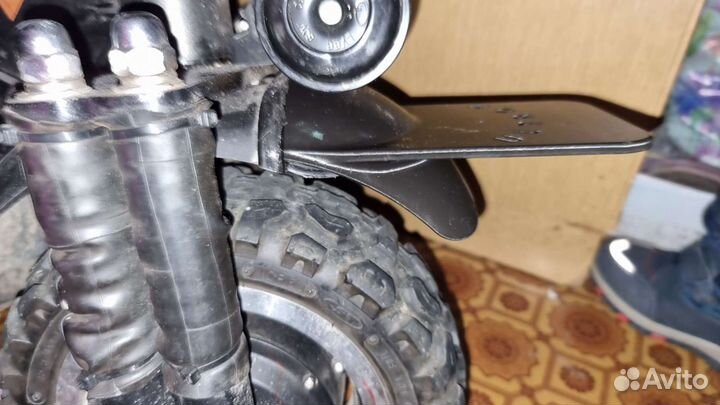 Крыло (щиток) для электросамоката