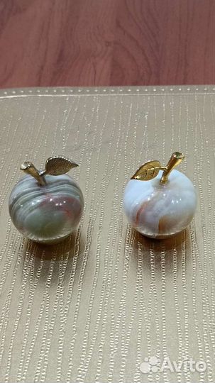 Фигурки из оникса