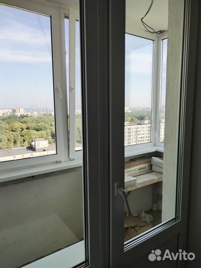 Балконная дверь с окном бу