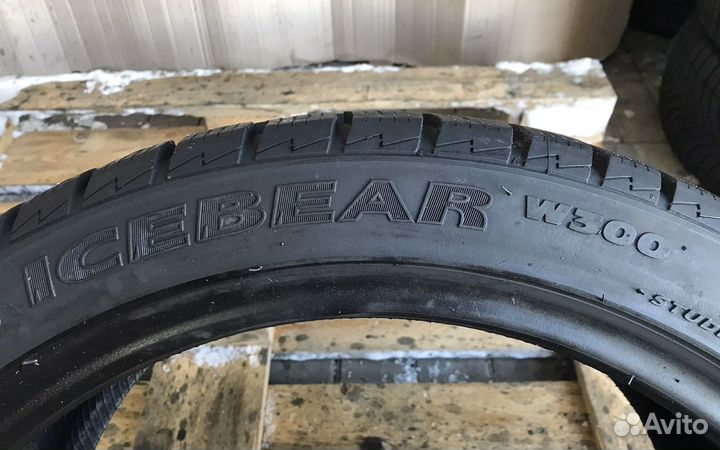 Hankook IceBear W300 245/40 R18 97V
