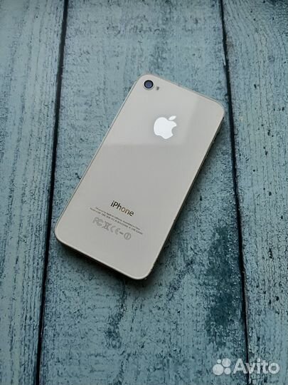iPhone 4S, 8 ГБ