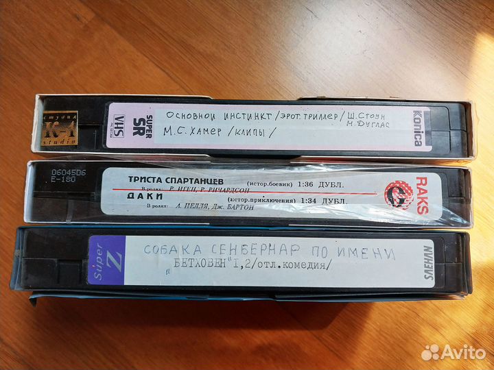 Фильмы различных жанров на DVD и VHS