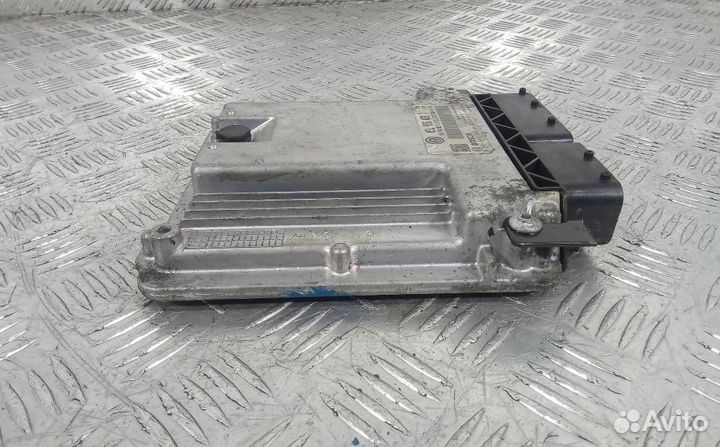 Блок управления двигателем Volkswagen Tiguan