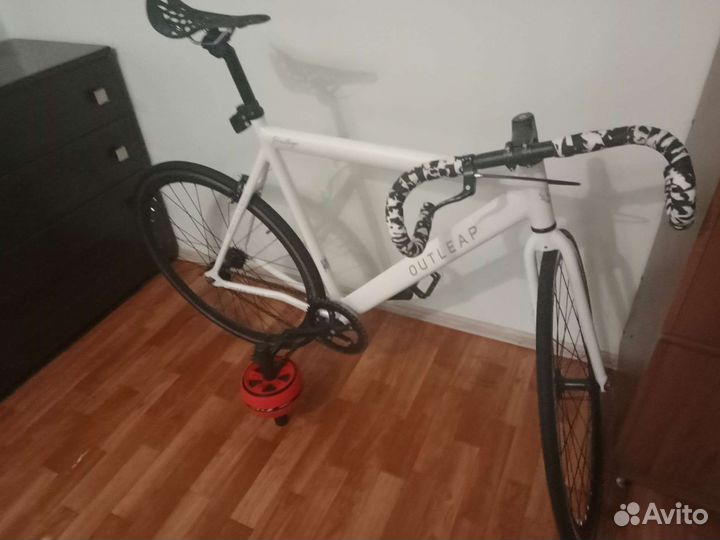 Шоссейный велосипед фикс L58
