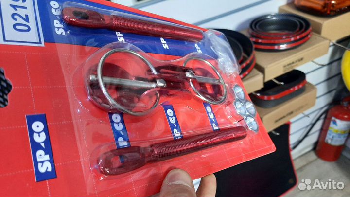 Замок капота спортивный красный Pro-Sport