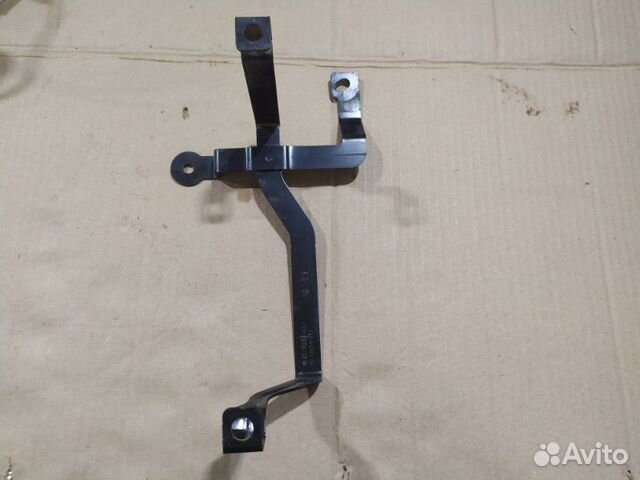 Кронштейн Renault Fluence K4MV838 2010