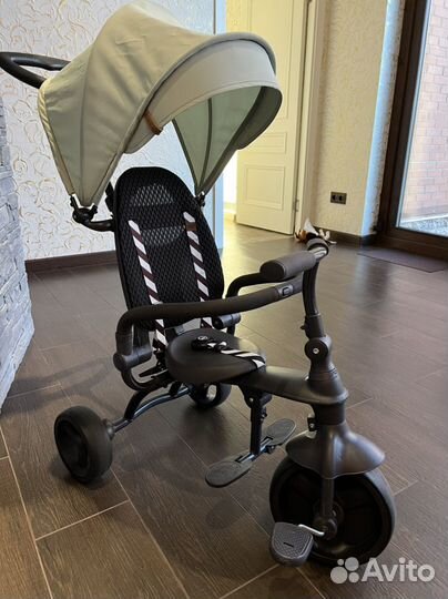 Трехколесный велосипед с родительской ручкой