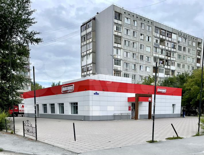 Продам торговое помещение, 421 м²