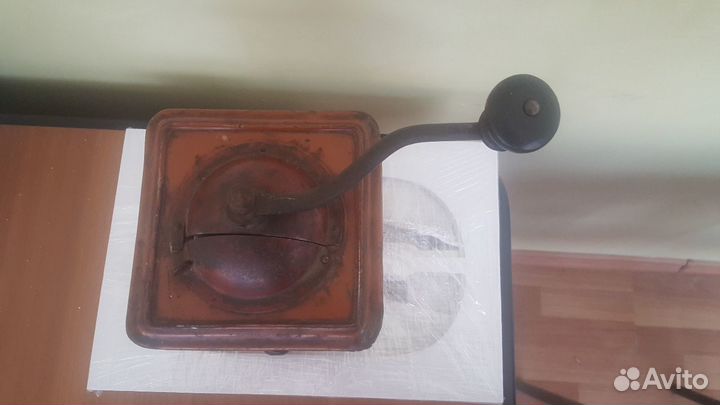 Продам кофемолку