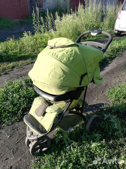Прогулочная коляска