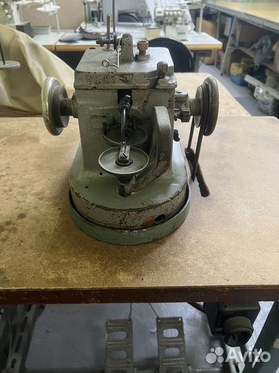 Скорняжная швейная машина