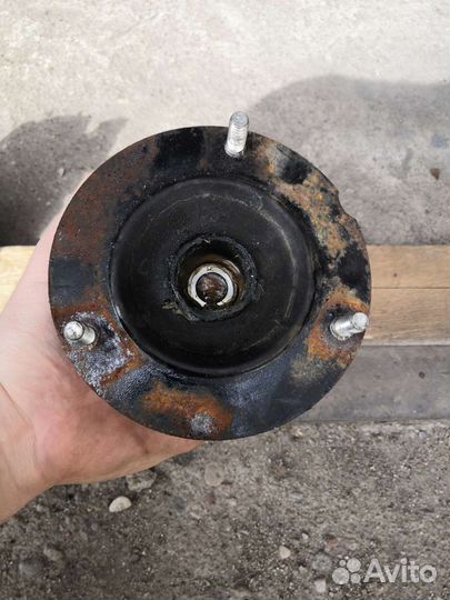 Радиатор кондея е 34