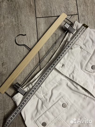 Джинсовые шорты zara 38