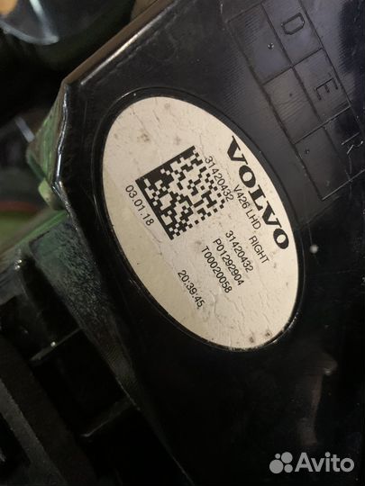 Фонaрь задний пpaвый Volvо хс60 2018+ 31655359