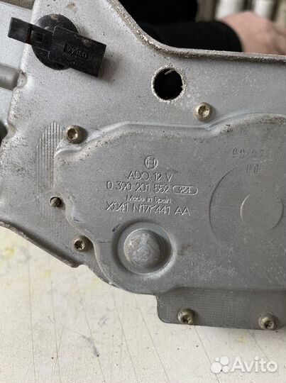 Моторчик стеклоочистителя задний Ford Focus 1