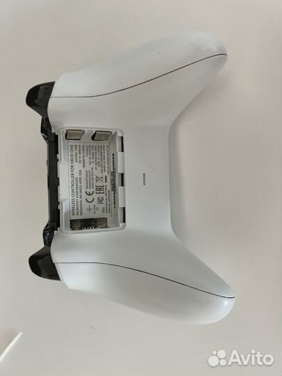 Xbox One s джойстик (геймпад)