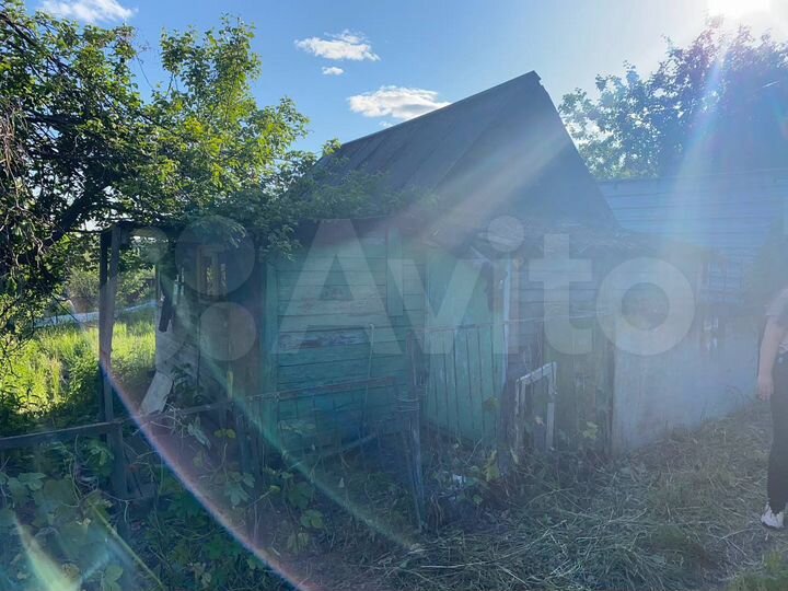 Дача 20 м² на участке 4 сот.