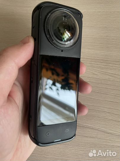 Экшен камера insta360 x4