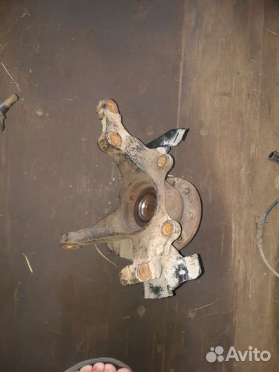 Opel Corsa D Кулак поворотный