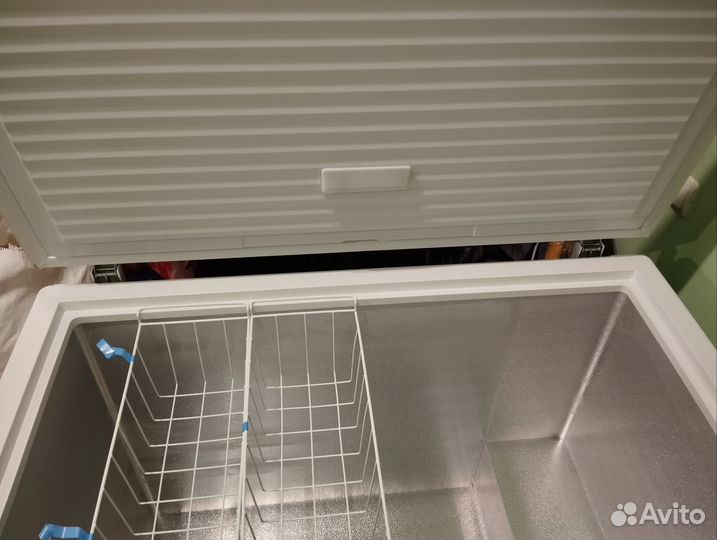 Морозилка морозильный ларь 301л