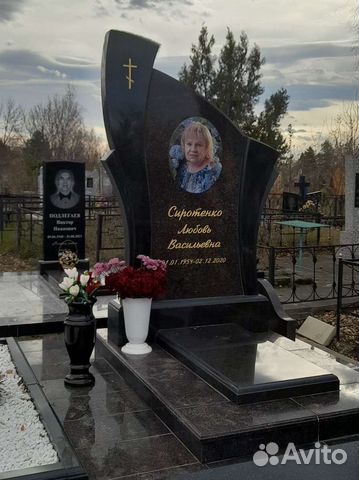 Памятники из гранита мемориальные комплексы