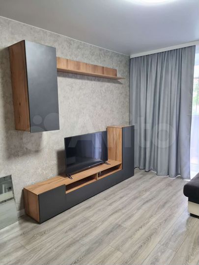 2-к. квартира, 42 м², 3/9 эт.