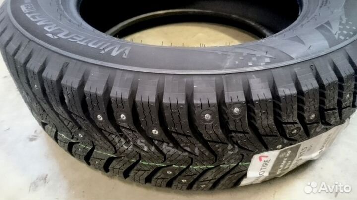 Kumho WinterCraft Ice WI31 215/70 R15 98T