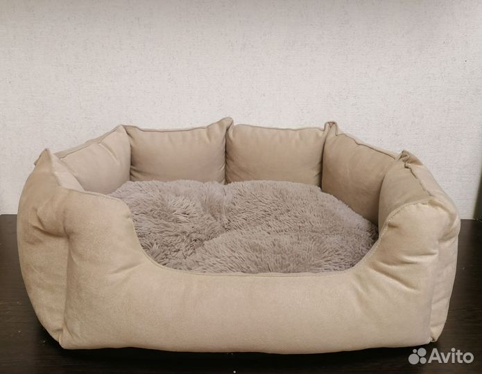 Лежанка для собак и кошек