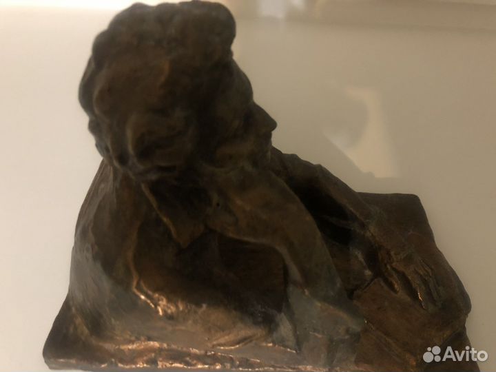 Бюст Пушкина