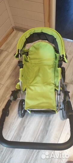 Коляска кукольная