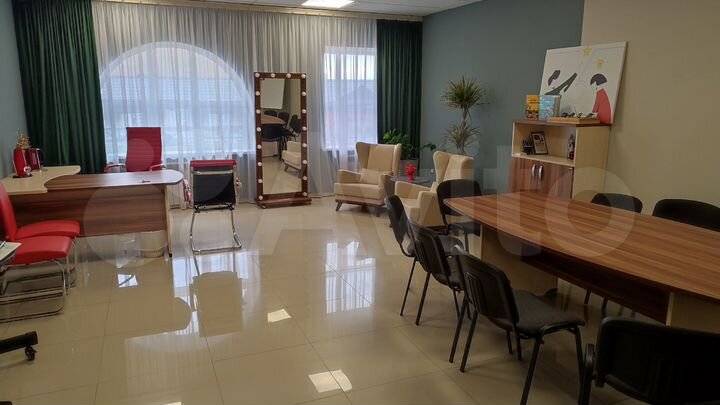 Торговая площадь, 200 м²