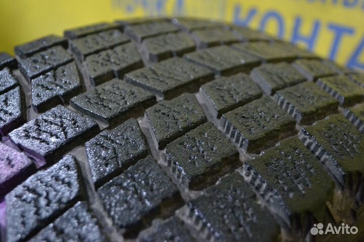 Bridgestone Blizzak MZ-03 215/65 R16