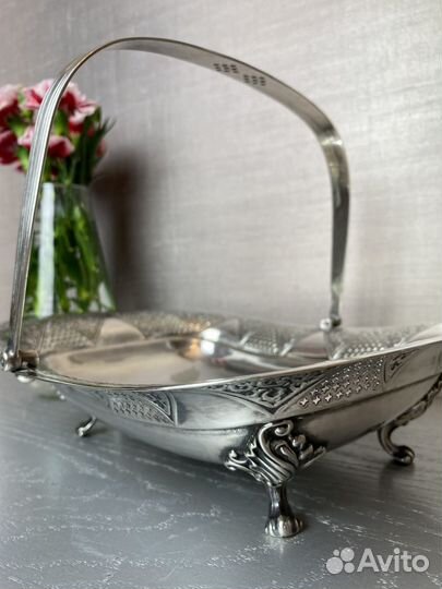 Антикварное блюдо на ножках серебрение Англия