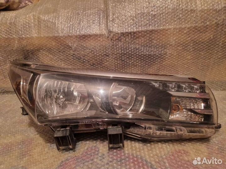 Фонарь правый Toyota Corolla E180 12-18г