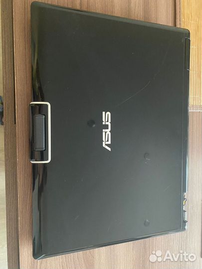 Ноутбук asus