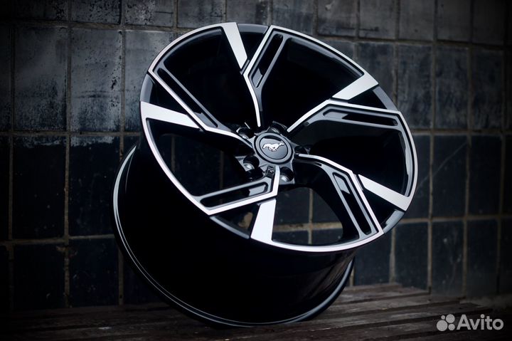 Кованые диски MW Forged для Ford Mustang R19