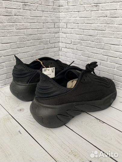 Adidas мужские кроссовки новые оригинал р. 41,5