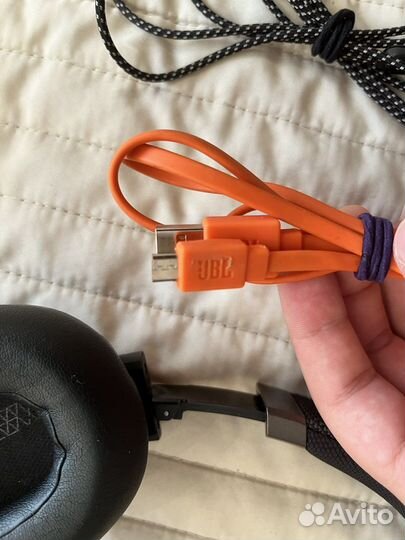 Наушники JBL live 650 btnc