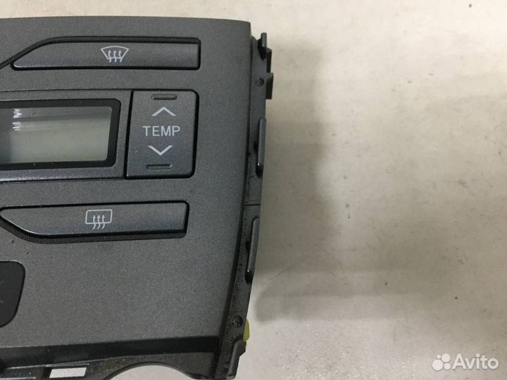 Блок управления климатической установкой Toyota Auris E150 2006-2012